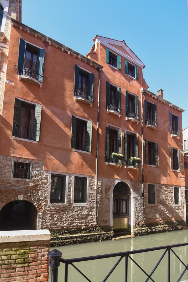 Palazzetto San Lio, Rialto Apartment